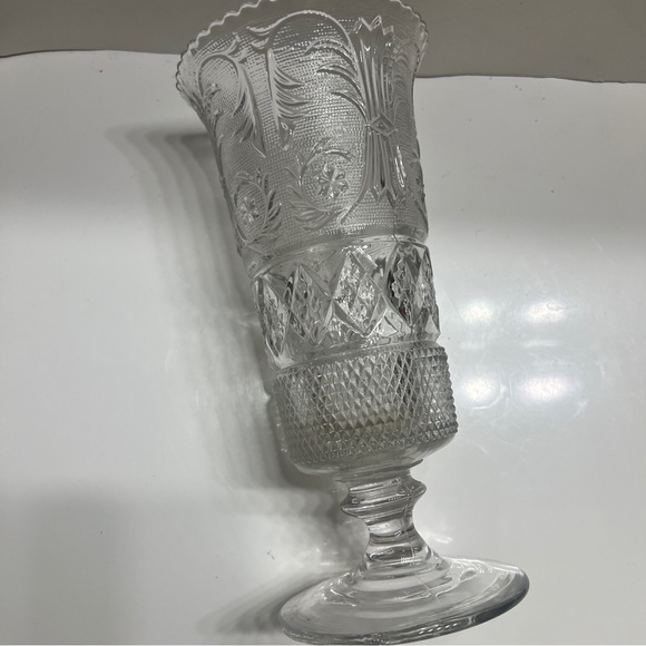 Duncan and Miller Sandwich Clear Glass Vase - Picture 8 of 12